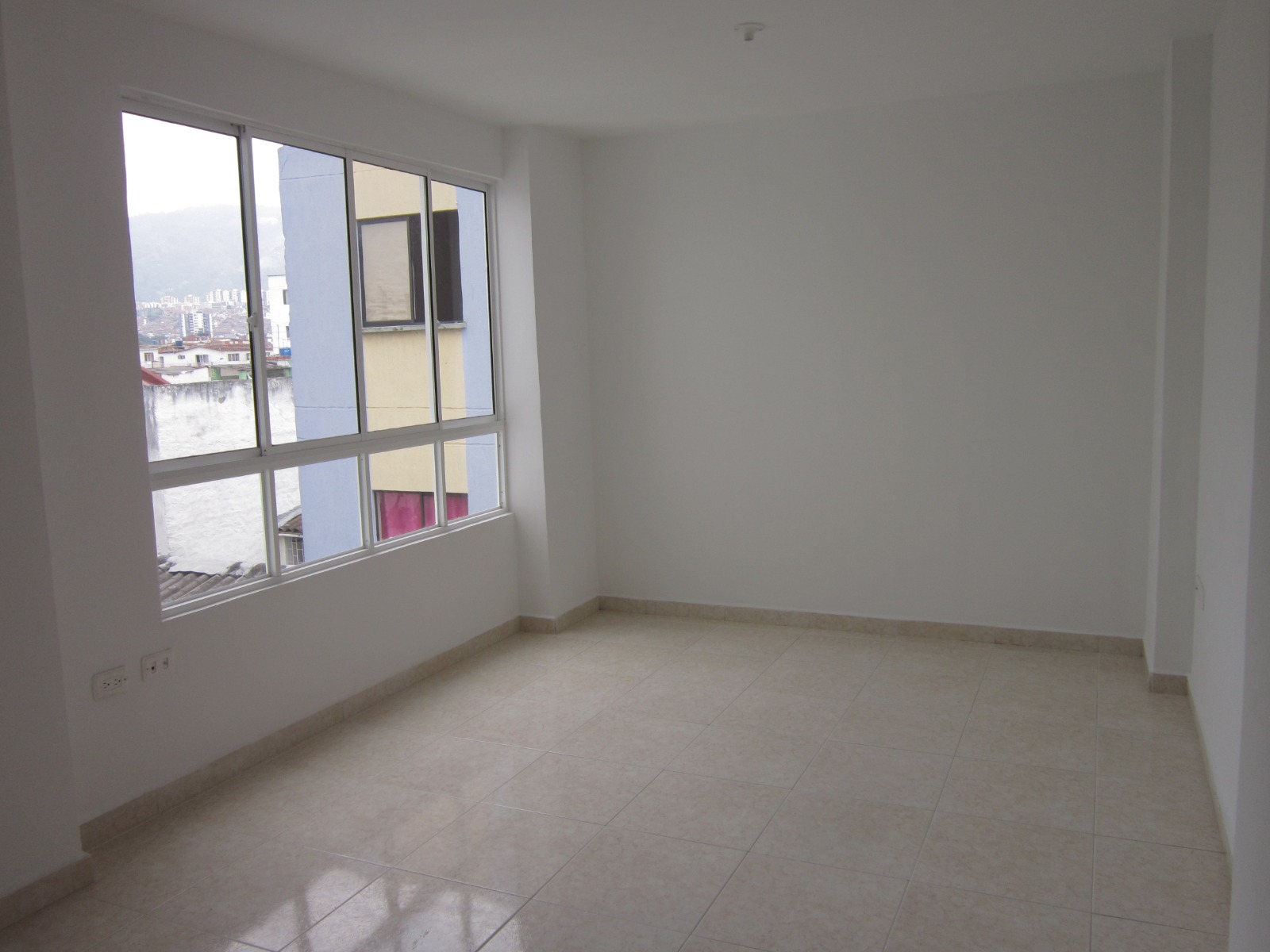 Provenza, Apartamento de 2 habitaciones en venta